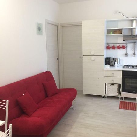 Appartamento Rubino - Lovely Little Flat 3 Minutes From Golf Club 5 Minutes From Lake Soiano Del Lago Ngoại thất bức ảnh