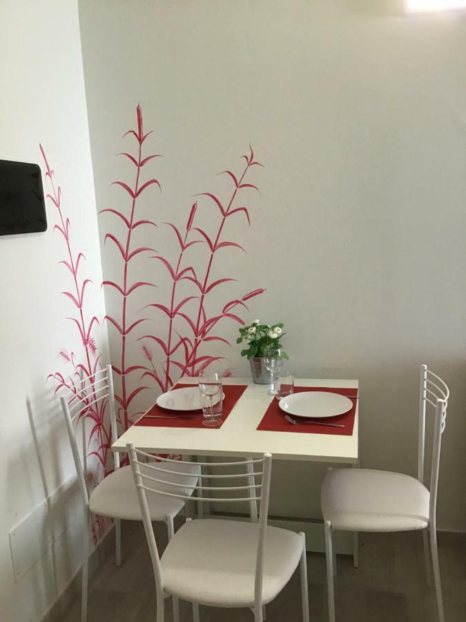 Appartamento Rubino - Lovely Little Flat 3 Minutes From Golf Club 5 Minutes From Lake Soiano Del Lago Ngoại thất bức ảnh